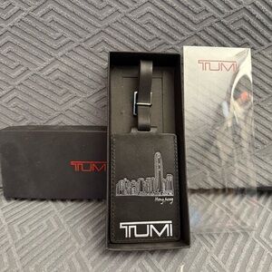 TUMI Luggage Tag Cathay Pacific Hong Kong Chicago 1st Flight Limited Edition NIB